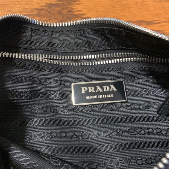 mint condition, barley used, doesn’t come with box. - Picture 2 of 4